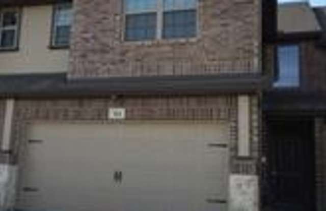 913 Jamesville Lane - 913 Jamesville Lane, Plano, TX 75074