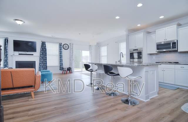 1445 Overlea Place NW Gallery 3
