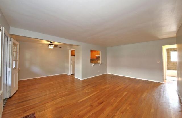 419 Tompkins Avenue Gallery 3