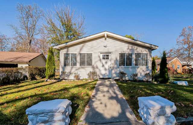 Welcome to this beautifully remodelled ranch home in Brighton, MI. - 6340 Island Lake Drive, Livingston County, MI 48116