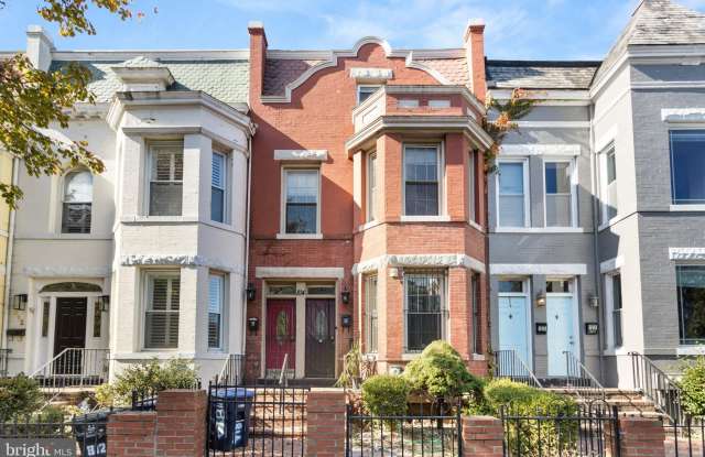 814 11TH Street NE photos photos 814 11TH Street NE photos photos