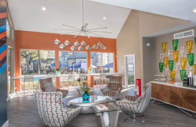 3532 Oakgate Dr Gallery 2