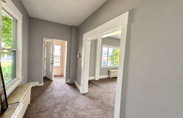 4 Bedroom/ 1 Bath Home for Rent Clairton, PA Gallery 3