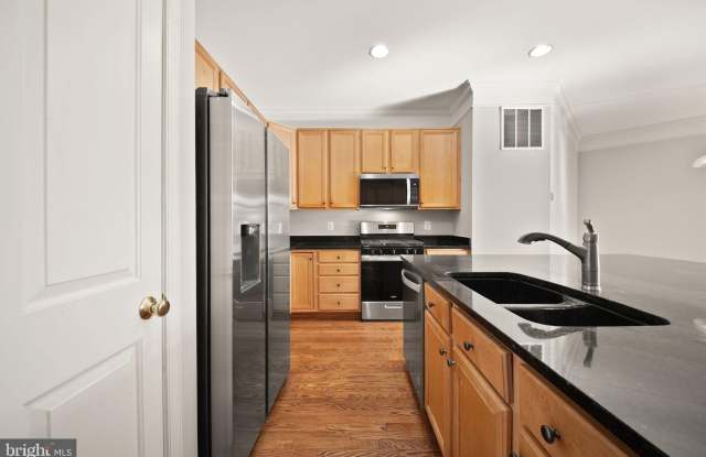 22862 CARTIER Terrace Gallery 4