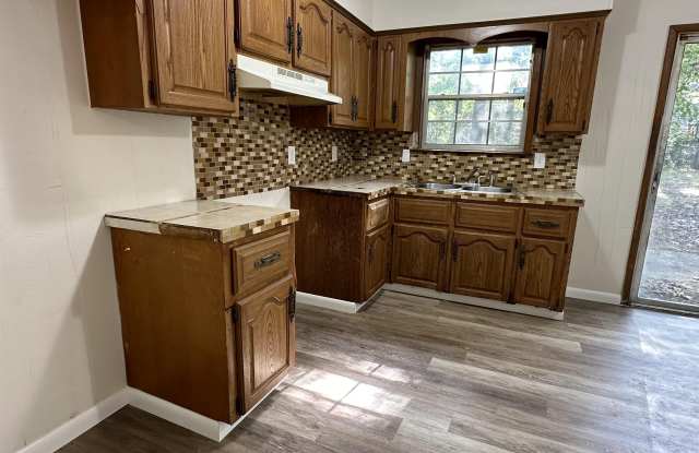9615 Comstock Road Gallery 4