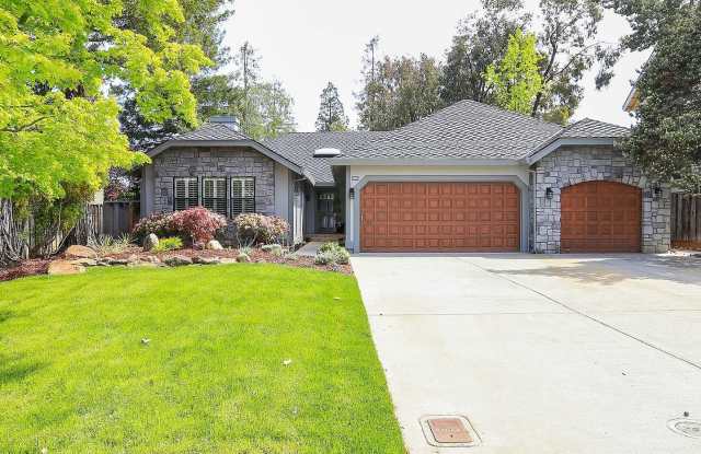 Elegant Almaden Valley 4-Bed Home with Spacious Yard  Modern Upgrades photos photos