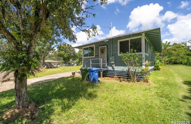 $3500 l 3 Bed l 1 Bath l Single-Family Home in Wahiawā, Oahu Gallery 1