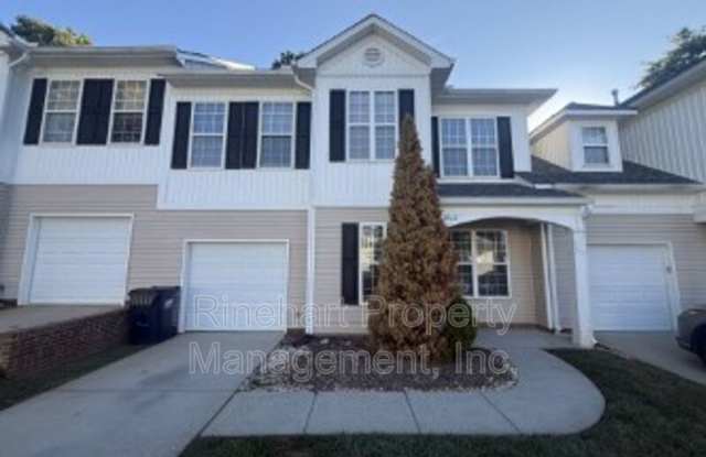 2413 Woodridge Drive Gallery 1