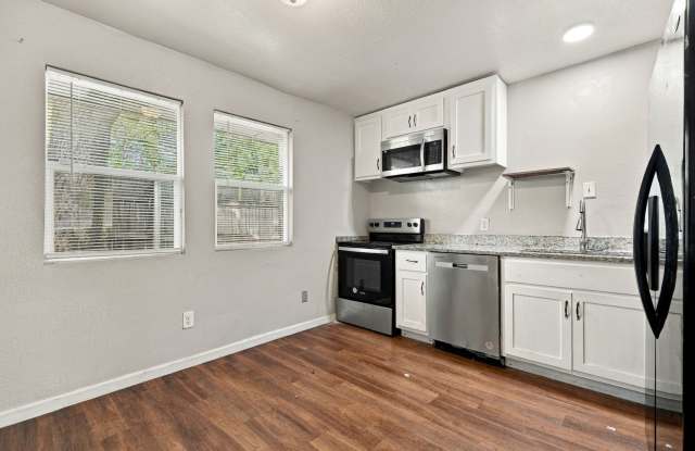 Charming 2-Bedroom Duplex in Tulsa Gallery 4