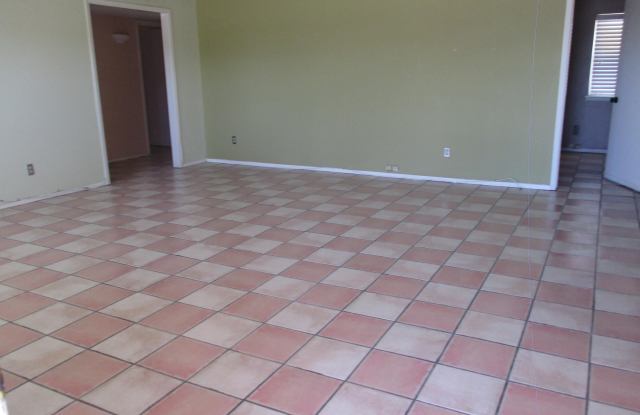 3135 FORNEY Lane Gallery 4