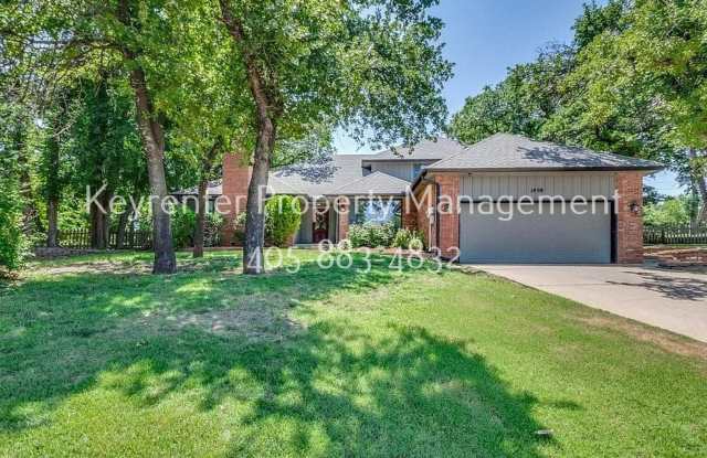 Massive 4BD/3BTH and 2 Car garage Home! Minutes from I-35 Gallery 4