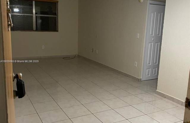 666 W 81st St photos photos