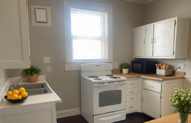 “A Charming Place to Call Home – Spacious 4 Bedroom - 2 Bath” photos photos