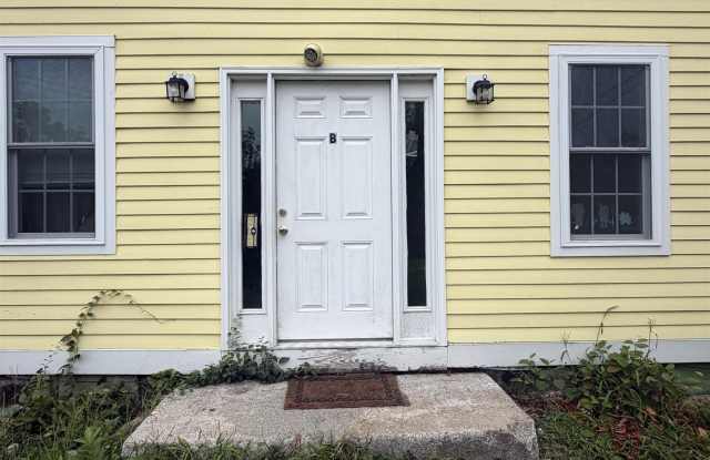 27 Ashuelot Street Gallery 1
