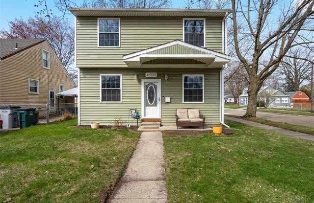 21539 Caledonia Avenue photos photos