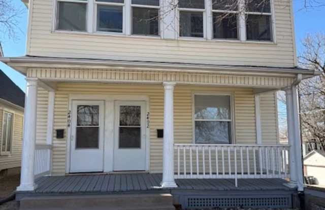 2402-2404 S 10th St photos photos