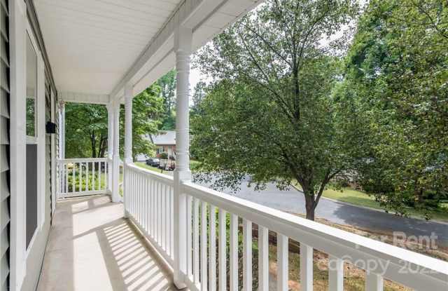 1401 Kennsington Hill Court Gallery 4