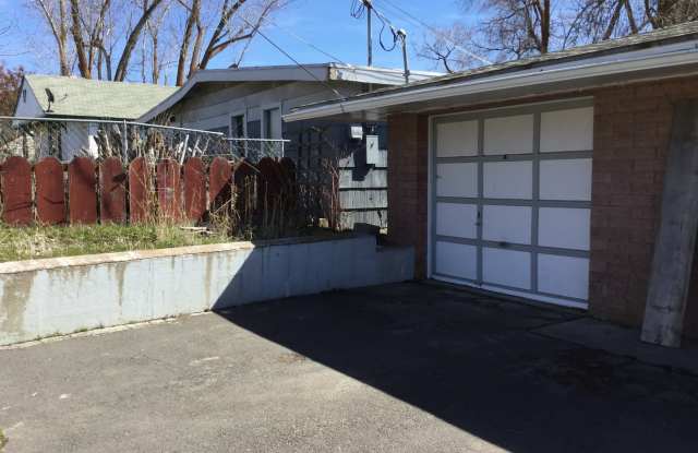 2 bedroom 1 bath Gallery 3