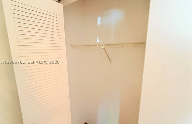 107 Gardens Dr Gallery 4