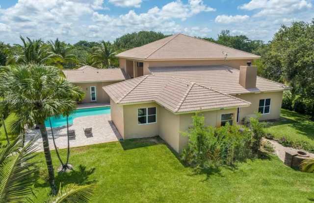 5960 NW 79th Way photos photos