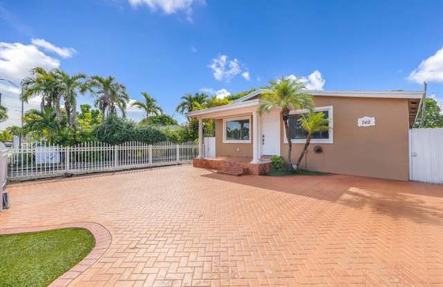 242 W 19th St # 242, Hialeah, FL 33010 Gallery 3
