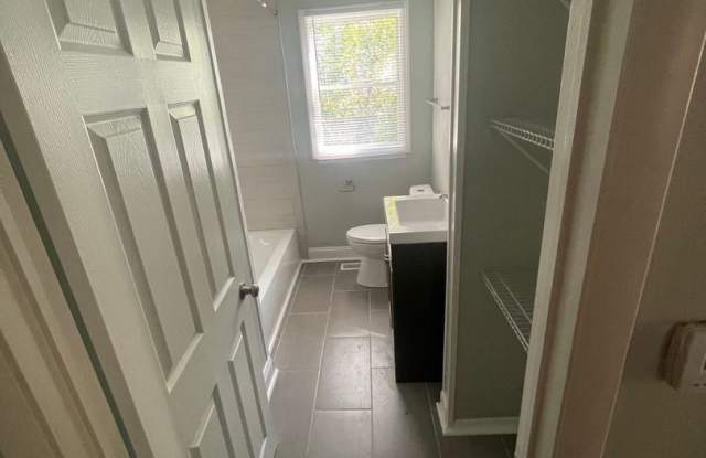 Westside Three Bedroom Home Near 16th and Harding Gallery 4