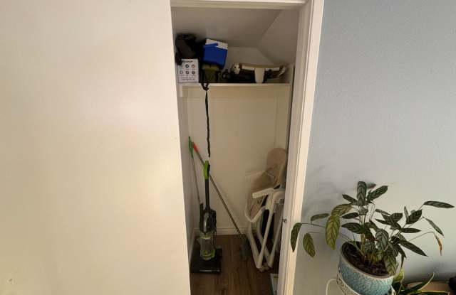 3 Bedroom 1.5 Bath Condo in Oceanside Gallery 3