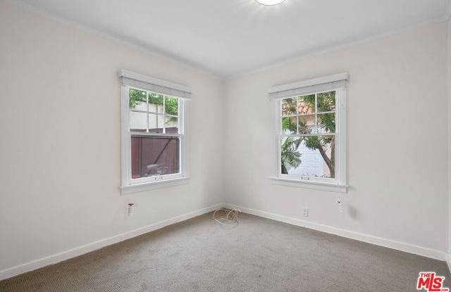 1434 Warner Avenue photos photos
