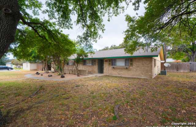 5627 Walzem Rd photos photos