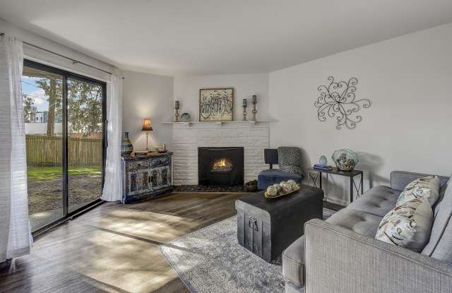 Bright & Cozy 1Bd/1Bth Home for Lease Near Village at Totem Lake! Gallery 1