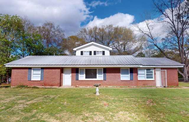 5 Bed/4 Bath Prattville Home Close to Everything! photos photos