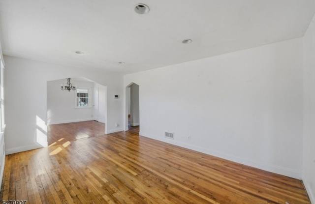 28 Carrelton Dr Gallery 4