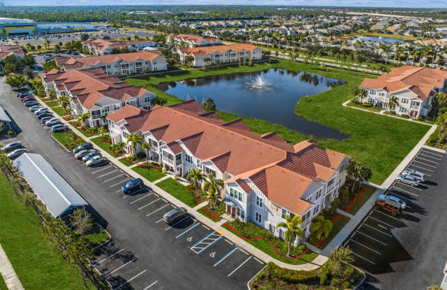 Waterline Estero Gallery 4