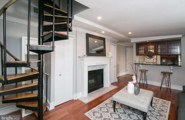 Sunny 1BR w/ HW Floors, W/D, Fireplace, D/W LARGE ROOFTOP DECK photos photos Sunny 1BR w/ HW Floors, W/D, Fireplace, D/W LARGE ROOFTOP DECK photos photos