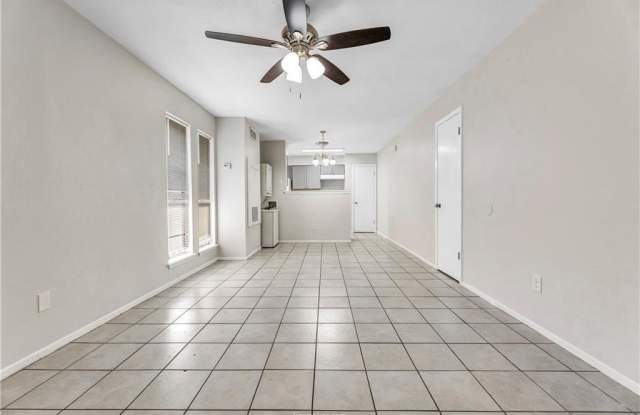 1516 Hawk Tree Drive Gallery 2