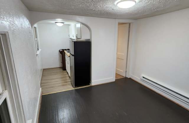 25 Douglas Avenue photos photos
