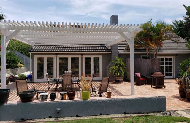 7115 Manzanita Gallery 2