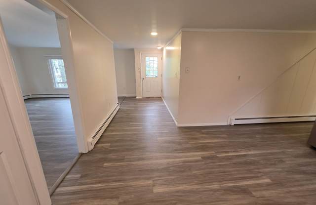 112 Carriage House Lane Gallery 4