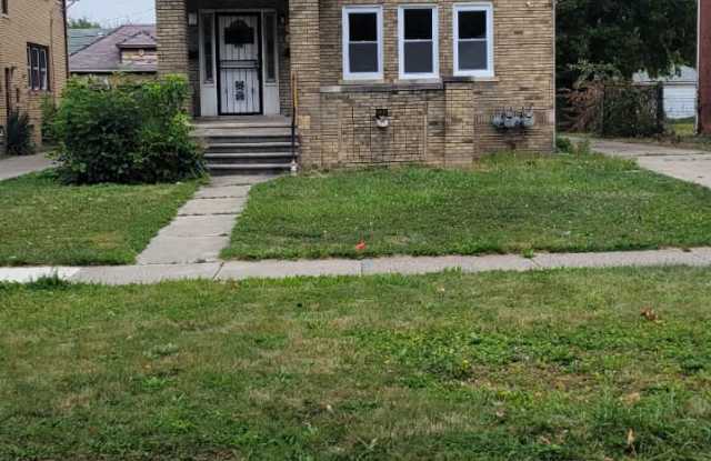 4678 Lakewood St photos photos