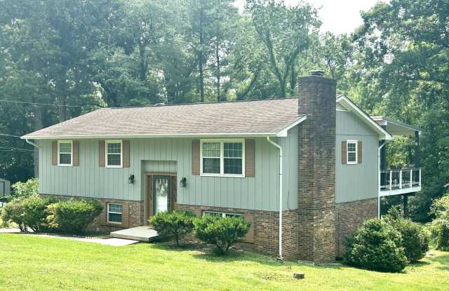 1717 Huntwood Lane photos photos