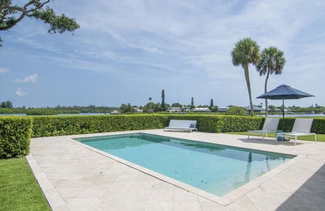 215 Live Oak Road photos photos