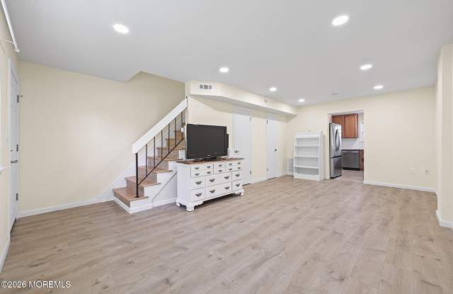 2 Briar Mills Drive Gallery 1