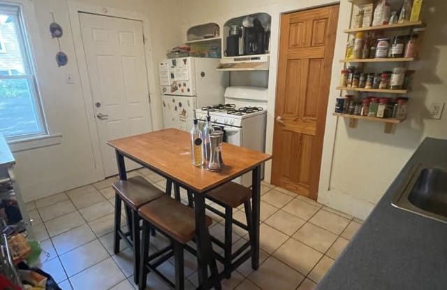187 Beacon St. - 187 Beacon Street, Somerville, MA 02143