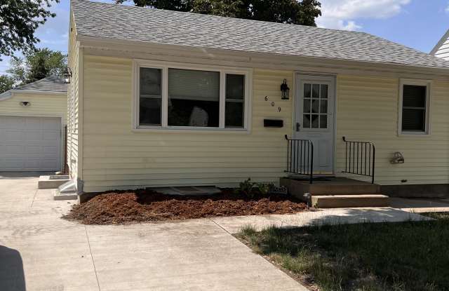 609 South Holly Avenue photos photos