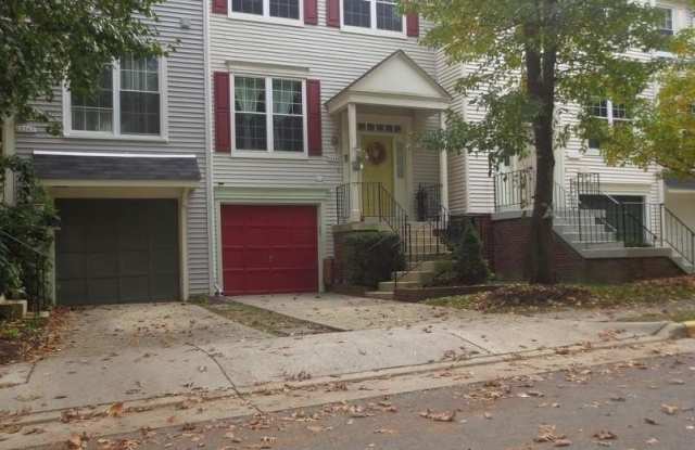 12249 WYE OAK COMMONS CIRCLE - 12249 Wye Oak Commons Circle, Burke Centre, VA 22015