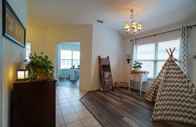 4716 Meadow Green Trail Gallery 3