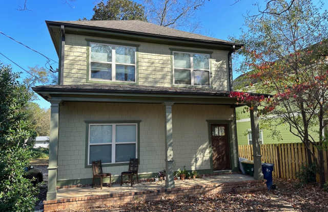 Four Bedroom 4 Bathroom Available Fall 2026 photos photos