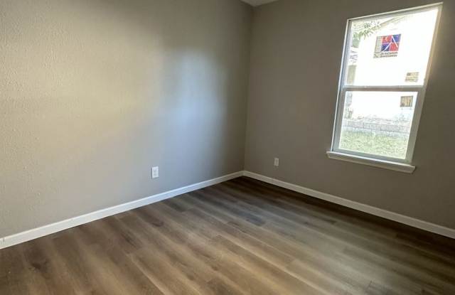 Comfortable Austin Home in a Convenient Location Gallery 4
