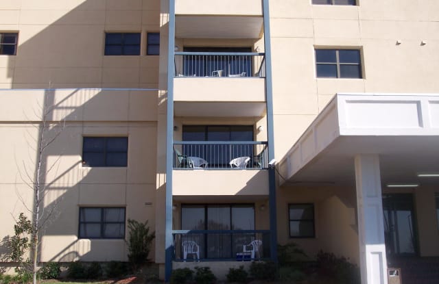 1130 Beach Blvd - 1130 Beach Blvd, Biloxi, MS 39530