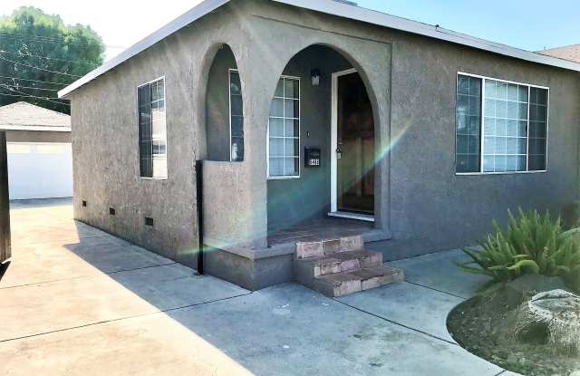 6468 Zelzah Ave Gallery 3